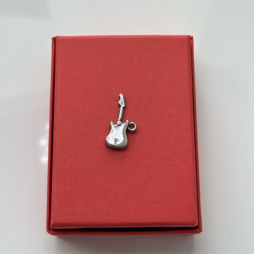 Retired James Avery Electric Guitar Charm Gem